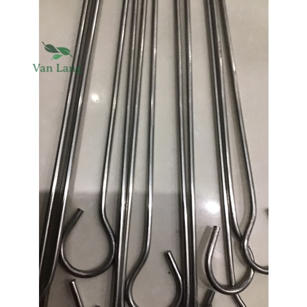 Xiên nướng thịt inox không rỉ dài 50cm đường kính 4li