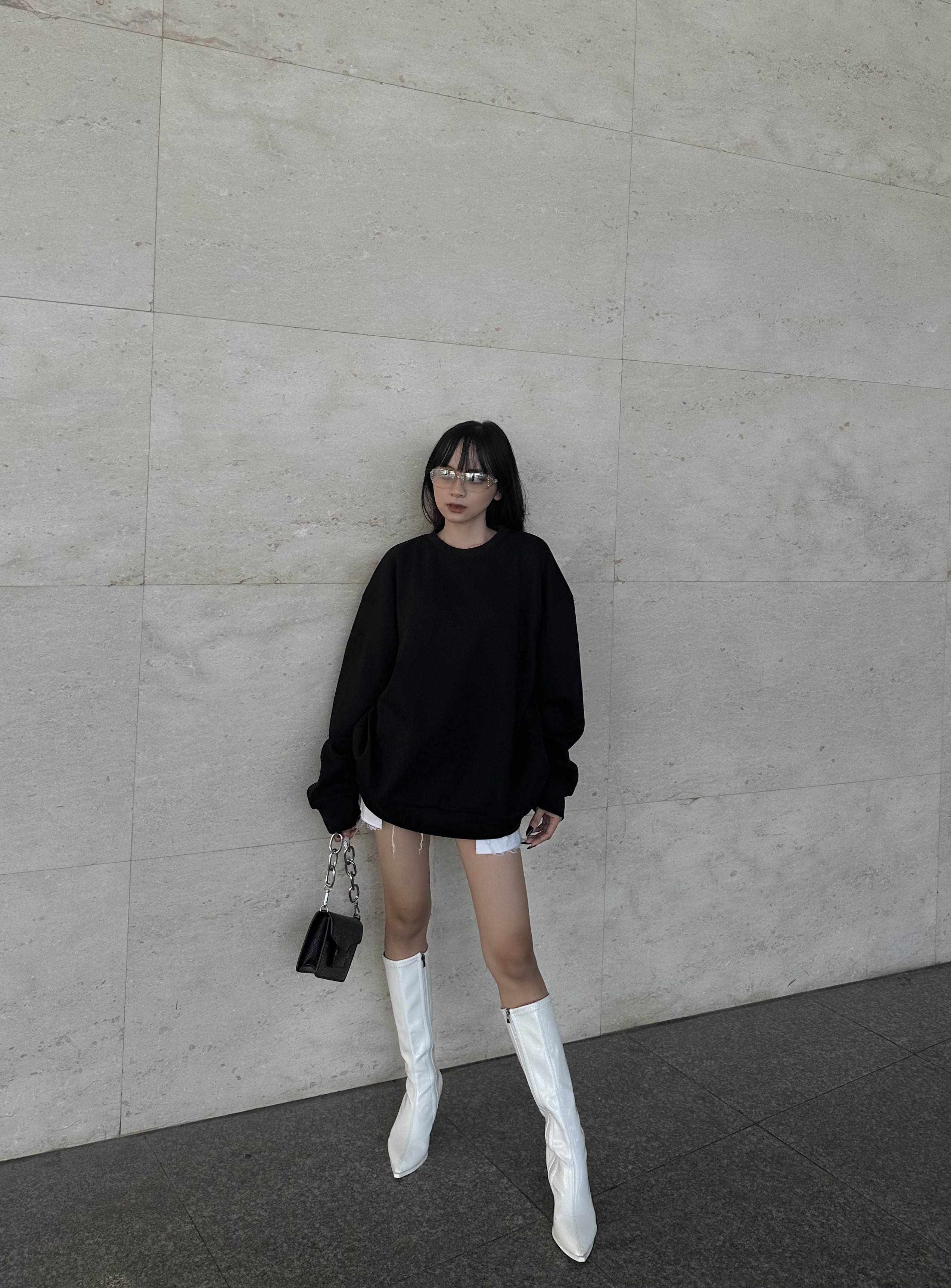 Áo Sweater Nỉ Bông Form Rộng Cổ Tròn Kiểu Dáng Basic Trơn 2AM