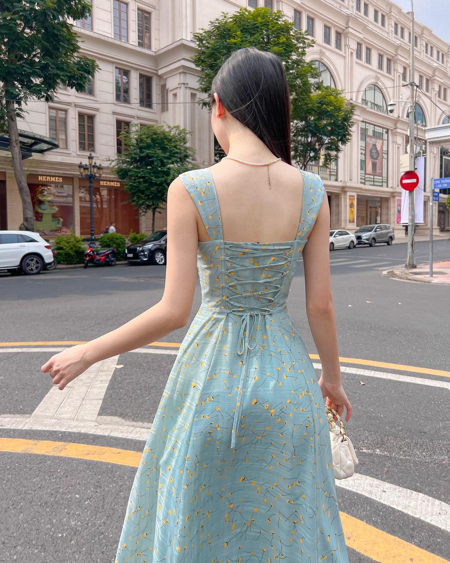 GOLA - Đầm EVELYN - đầm hoa midi croset