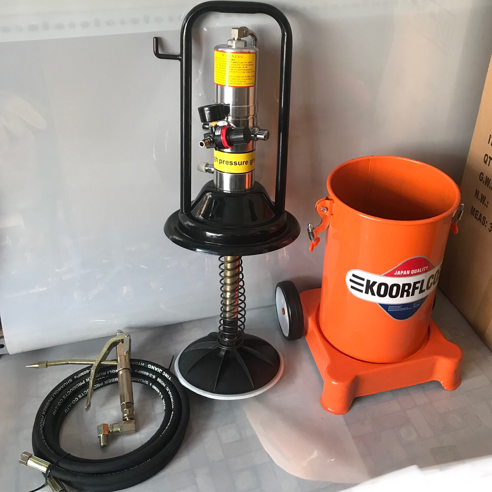 Bình Bơm Mỡ Bò 12L Cao Cấp  KOORFLCO
