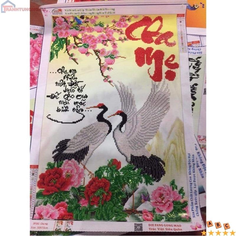 Tranh đính đá cha mẹ 73cm x 50cm