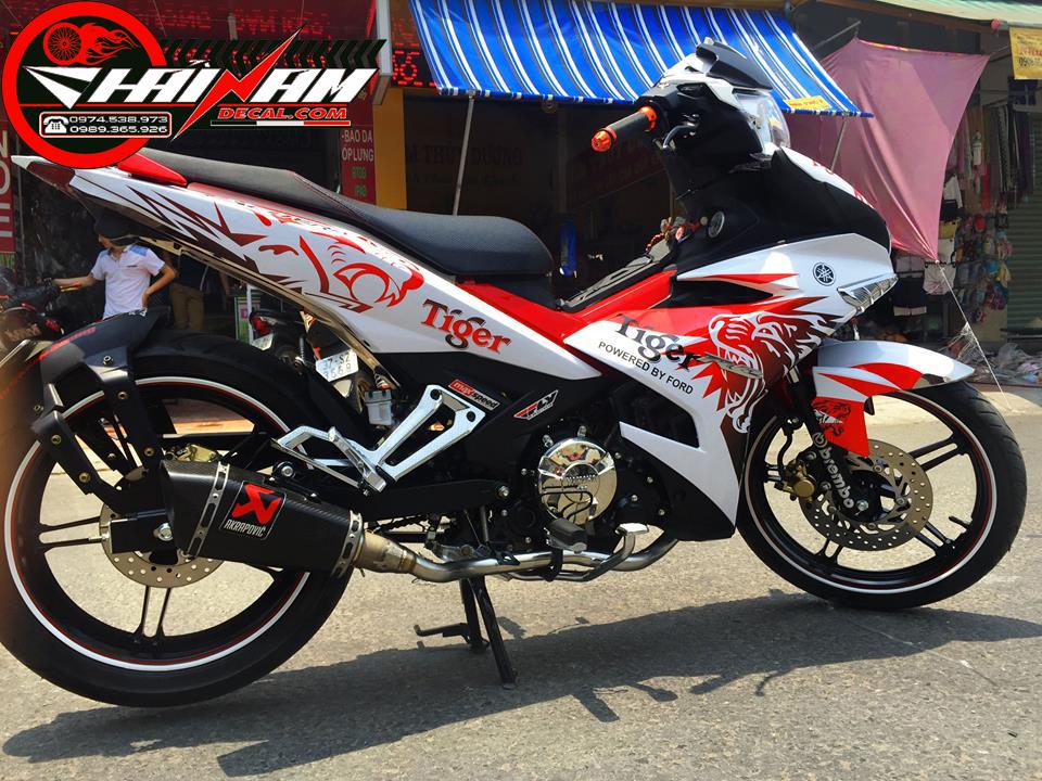 Tem Trùm Exciter 150 Trắng Đỏ Tiger