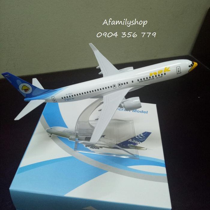 Mô hình máy bay tĩnh b737 nok air 16cm
