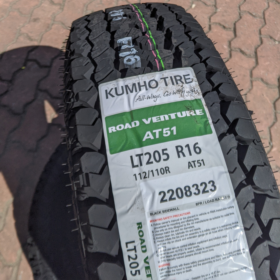 Lốp ô tô 205r16c 8pr kumho at51