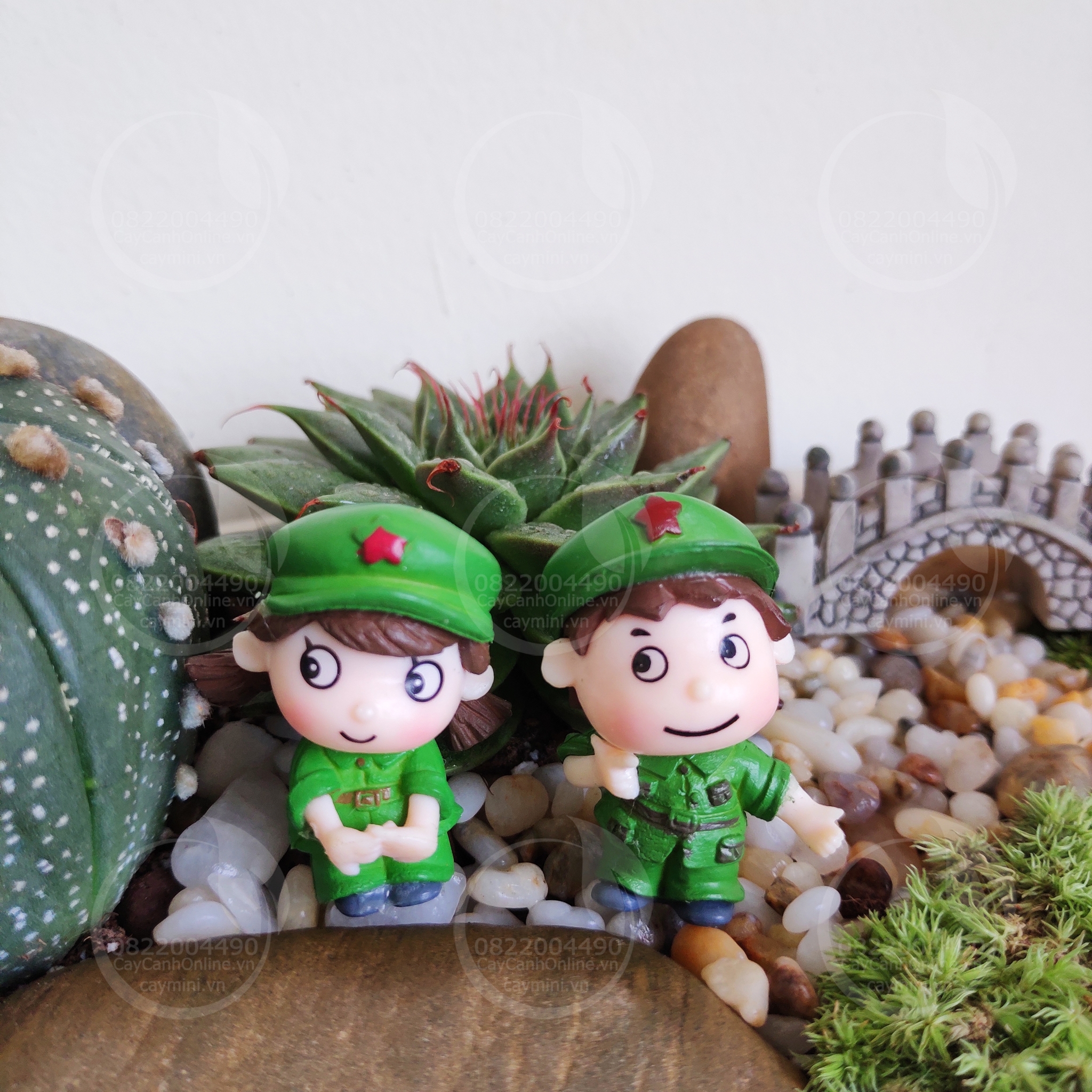 Cặp đôi lính - Phụ kiện trang trí tiểu cảnh Terrarium