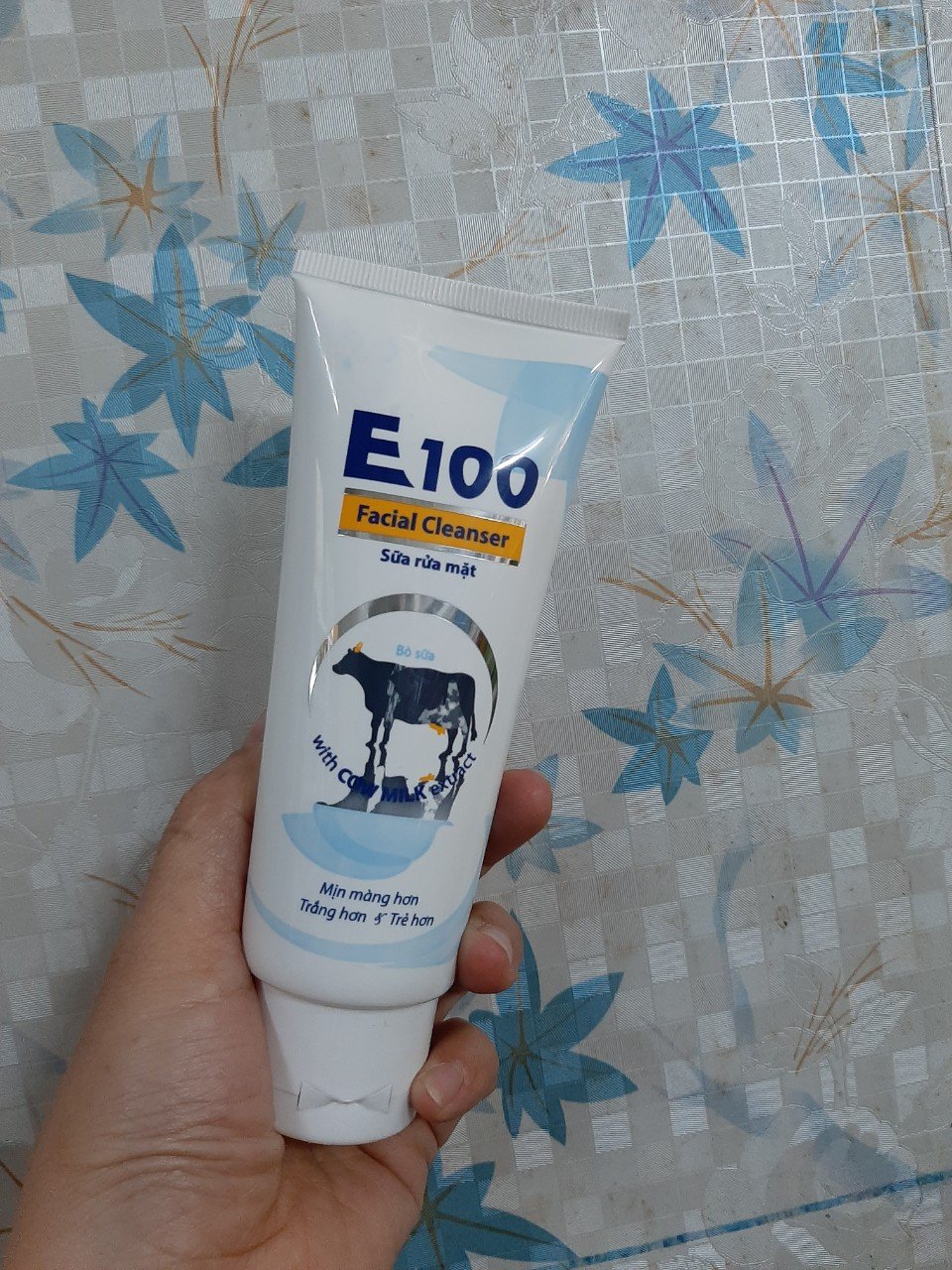 Sữa rửa mặt e100 con bò 80g