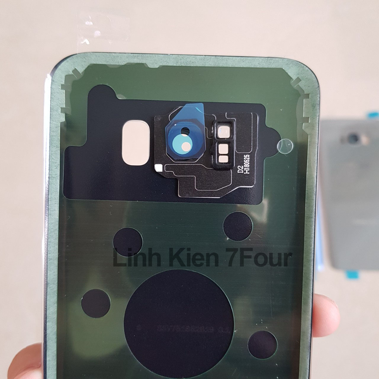 Nắp Lưng SAMSUNG S8 / S8+ (S8 Plus) có kính camera, keo dán
