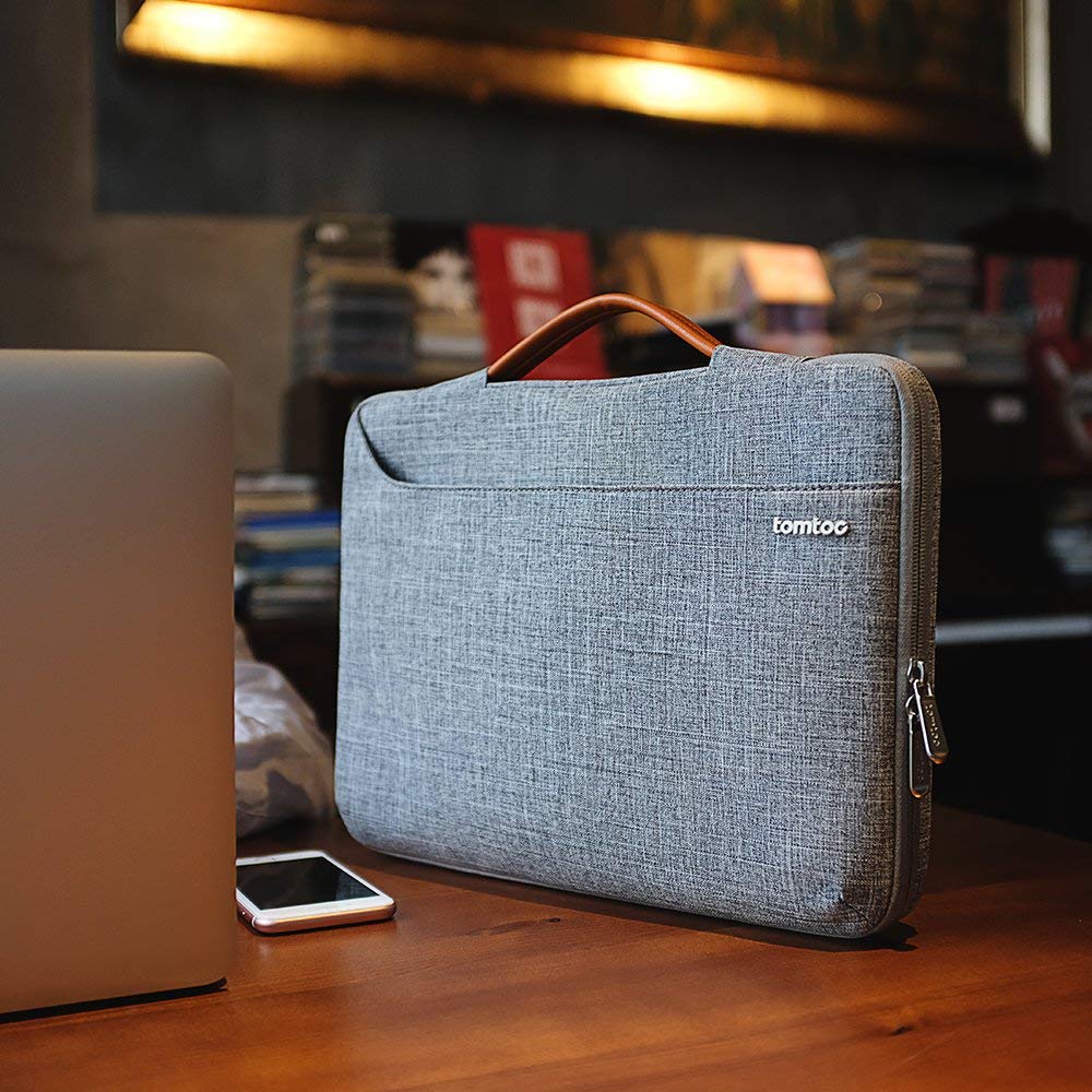 Túi chống sốc Tomtoc Spill Resistant Macbook Pro 15"/16" - A22