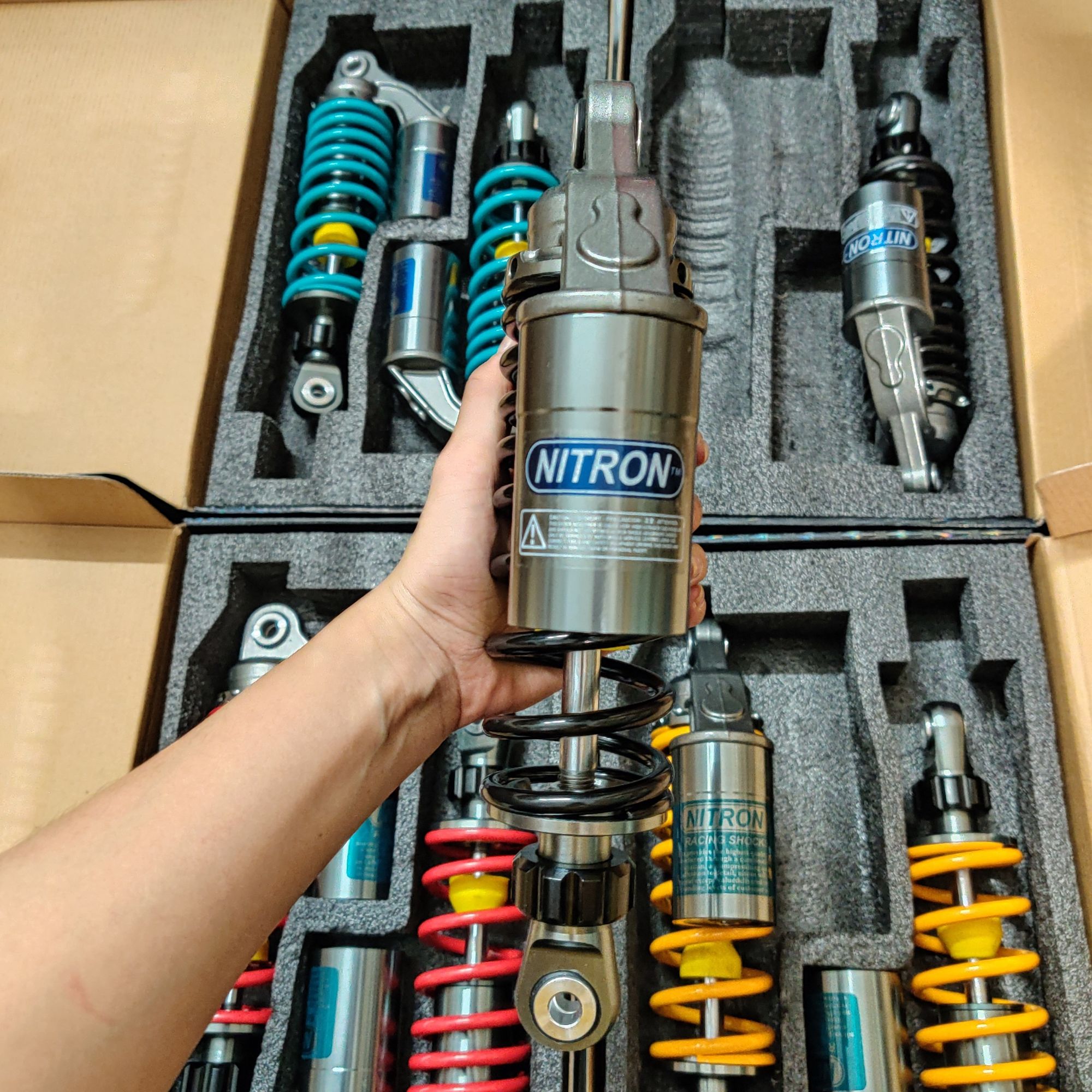 [HCM]phuộc nitron gắn sirius taurus jupiter...