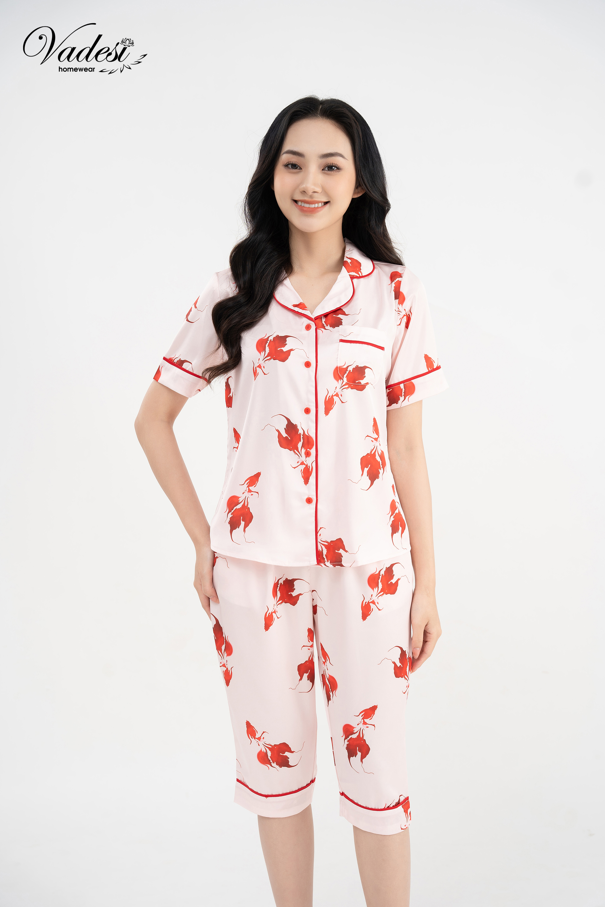 Bộ Pijama quần lửng áo cộc chất liệu lụa cao cấp mát mềm