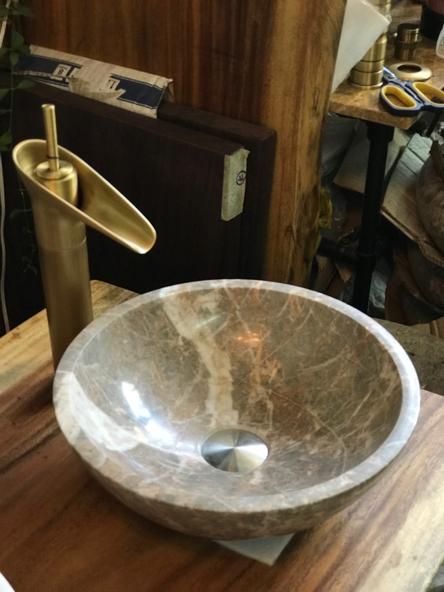 Lavabo đá tự nhiên 33 cm x 11 cm