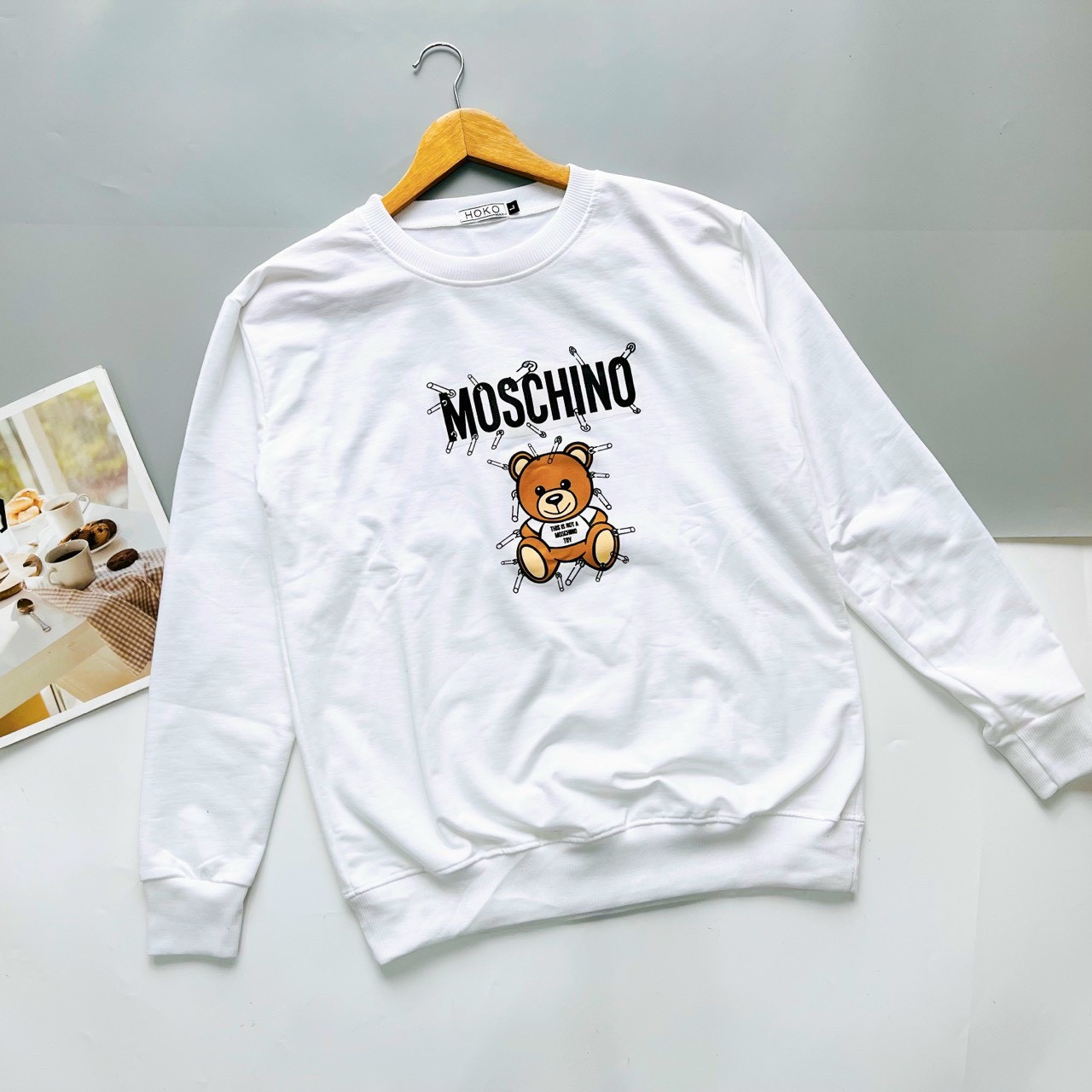 Áo sweater gấu moschino vải nỉ da cá dày dặn đủ size 40-75kg hàng mới về-hk