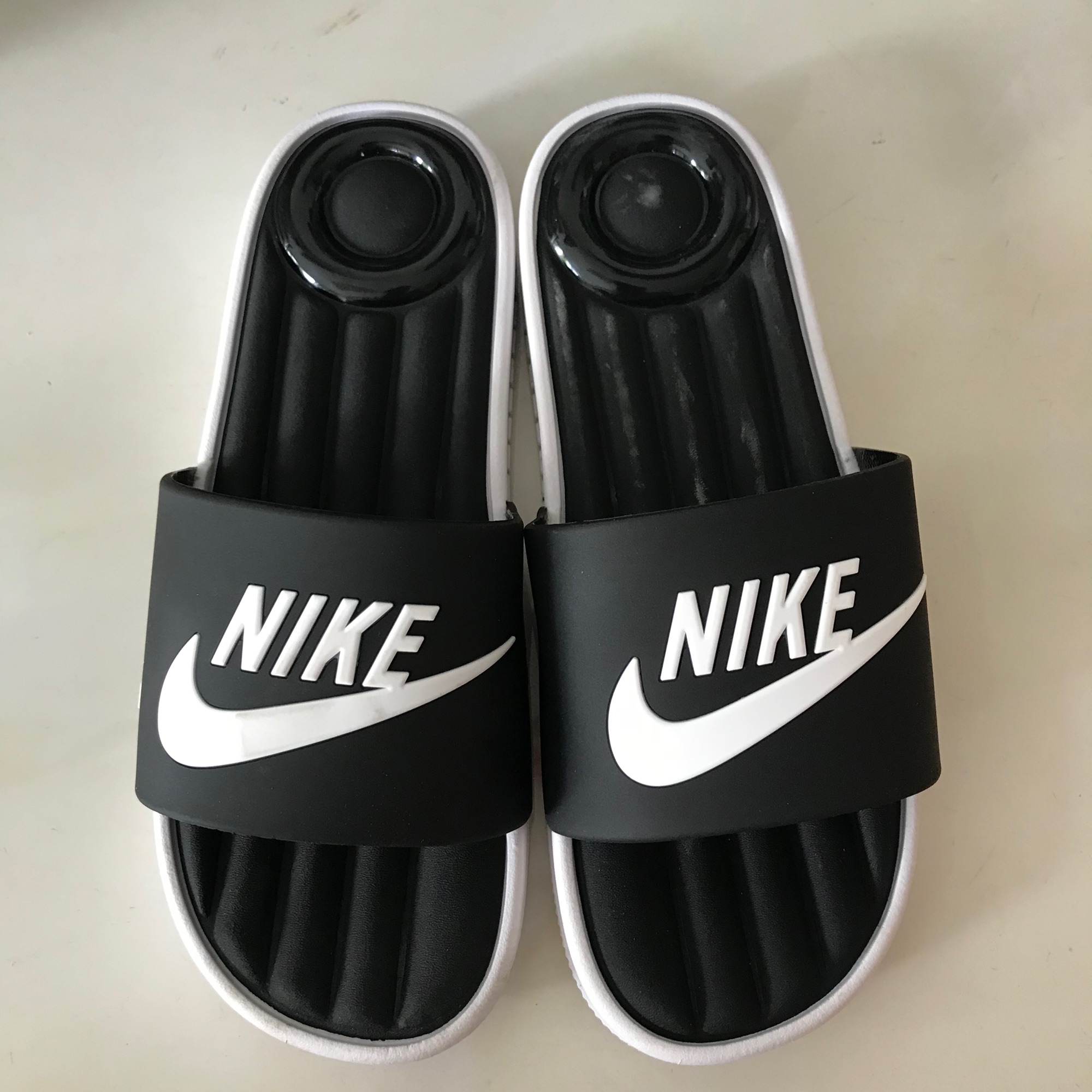Dép móc nike