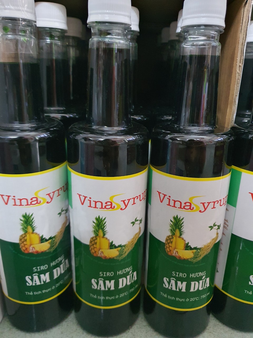 Siro Sâm Dứa Vina Chai 750ML