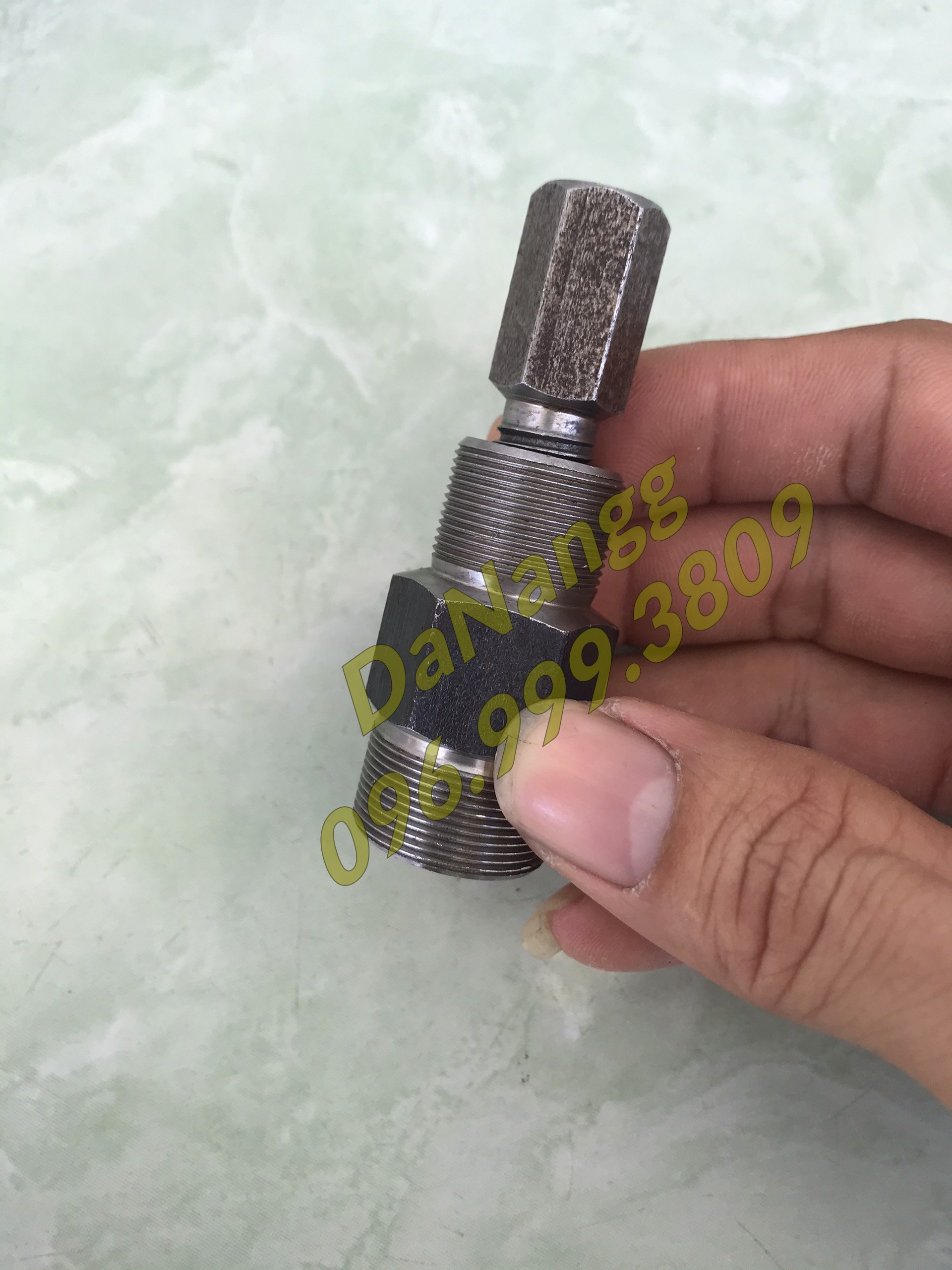 Cảo vo lăng 2 đầu ren ngoài
