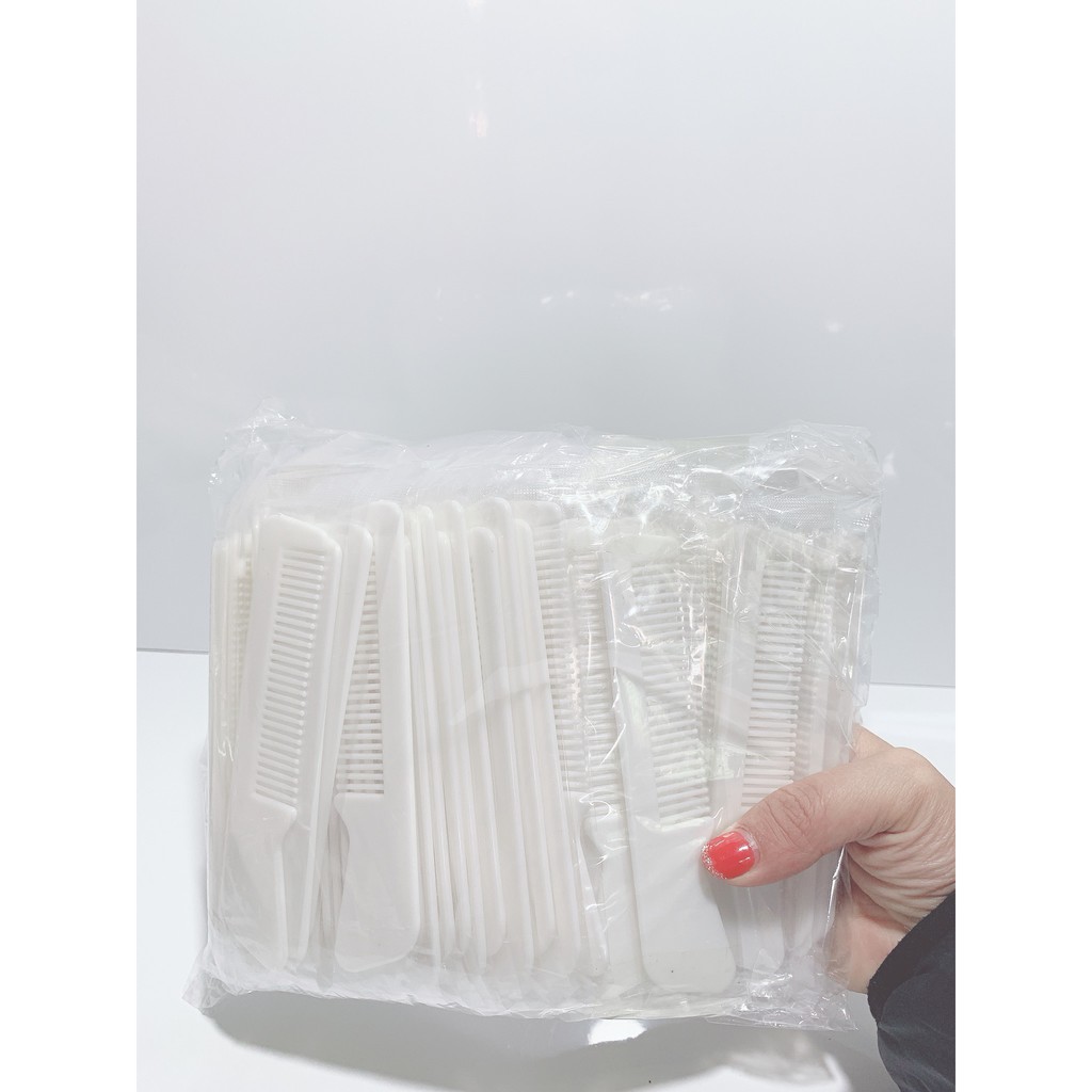 100 LƯỢC KHÁCH SẠN