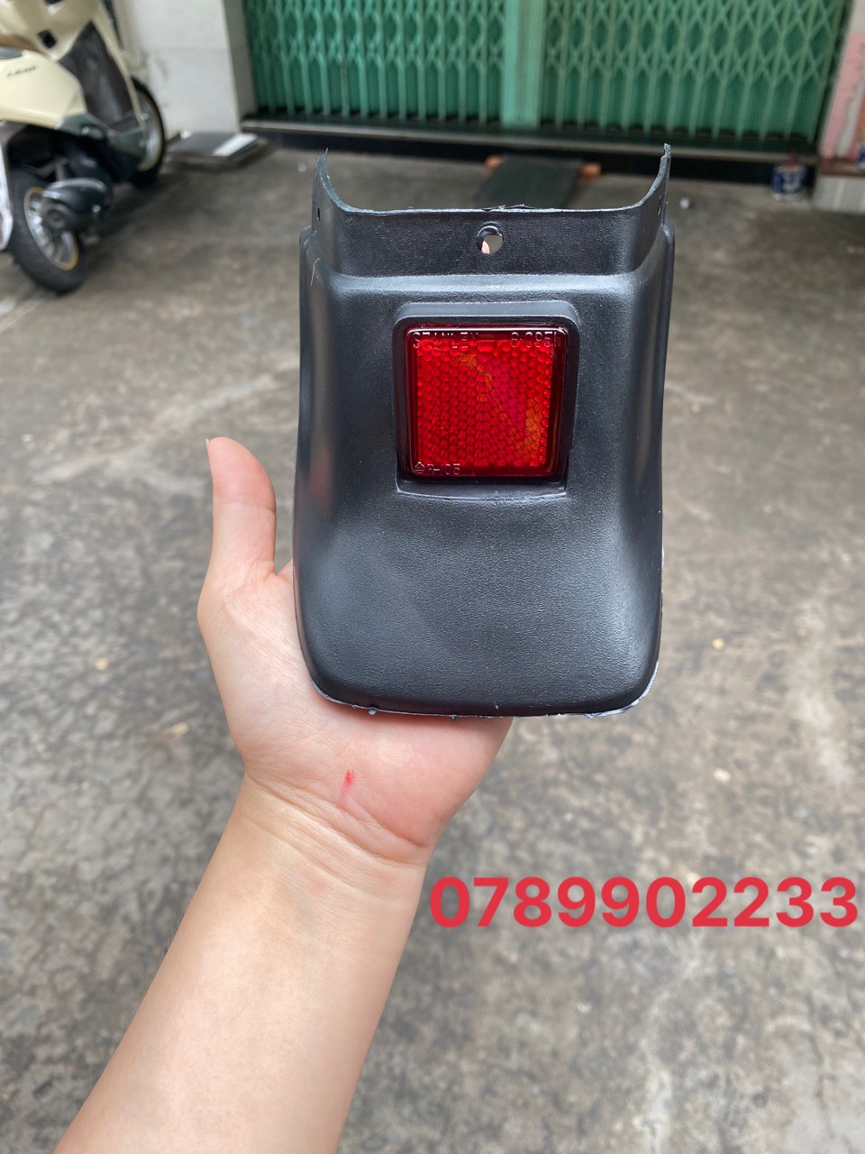 CHẮN BÙN ĐUÔI SAU CITI DAELIM 100