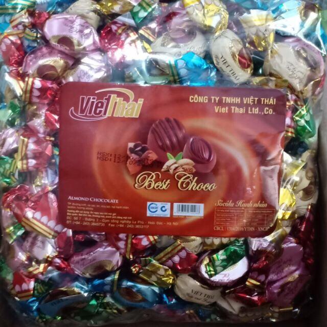 1 Kg Kẹo Socola Nhân Hạnh Nhân Việt Thái