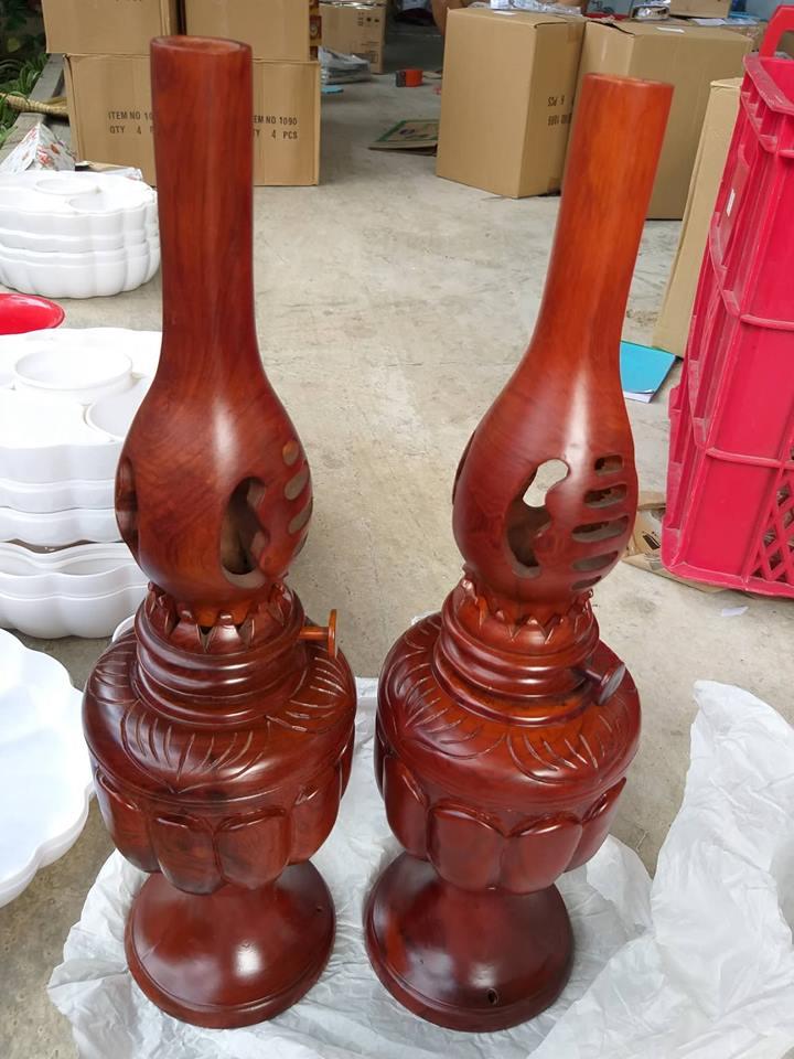 Đèn thờ bằng gỗ Hương cao 40 cm