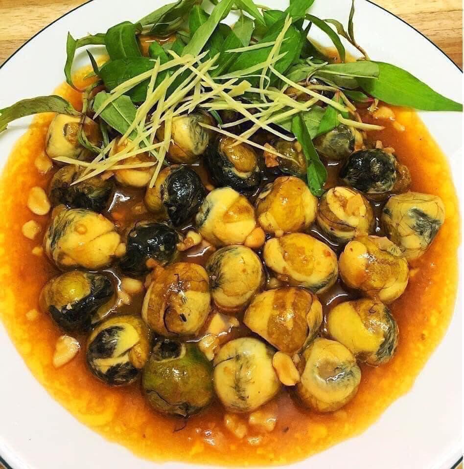 Sốt me nguyên chất dùng để pha me đá, chế biến các món ăn