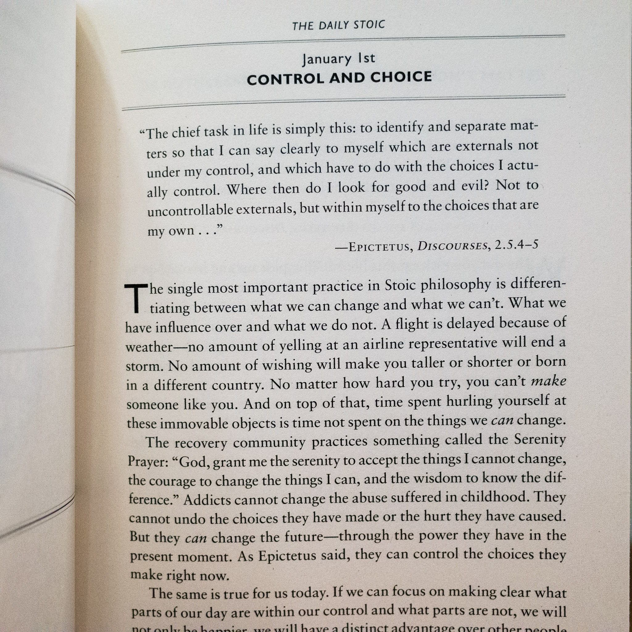 The Daily Stoic [Hardcover] - Ryan Holiday