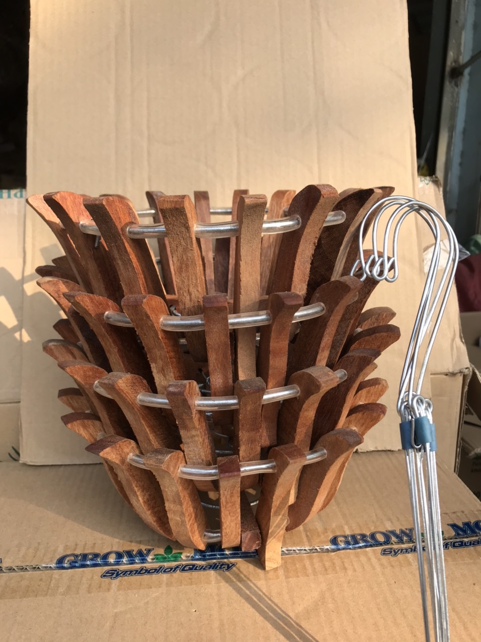 4 Chậu lan bằng gỗ căm xe tròn 22cm