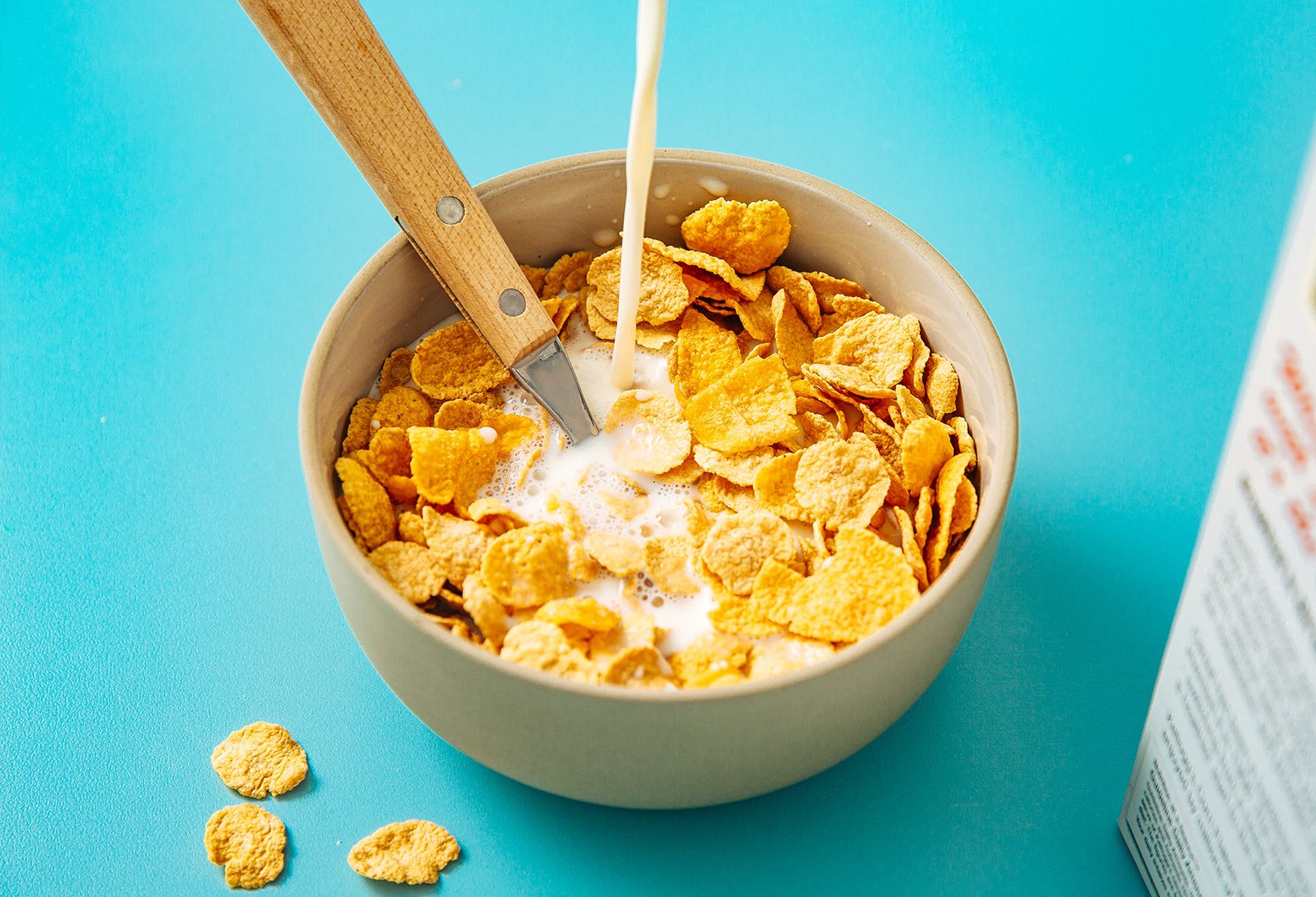 Ngũ Cốc Ăn Sáng Corn Flakes Kellogg's Thái Lan 275g