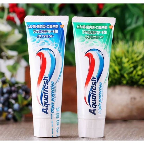 Aquafresh TripleCare clear mint toothbrushing 140g
