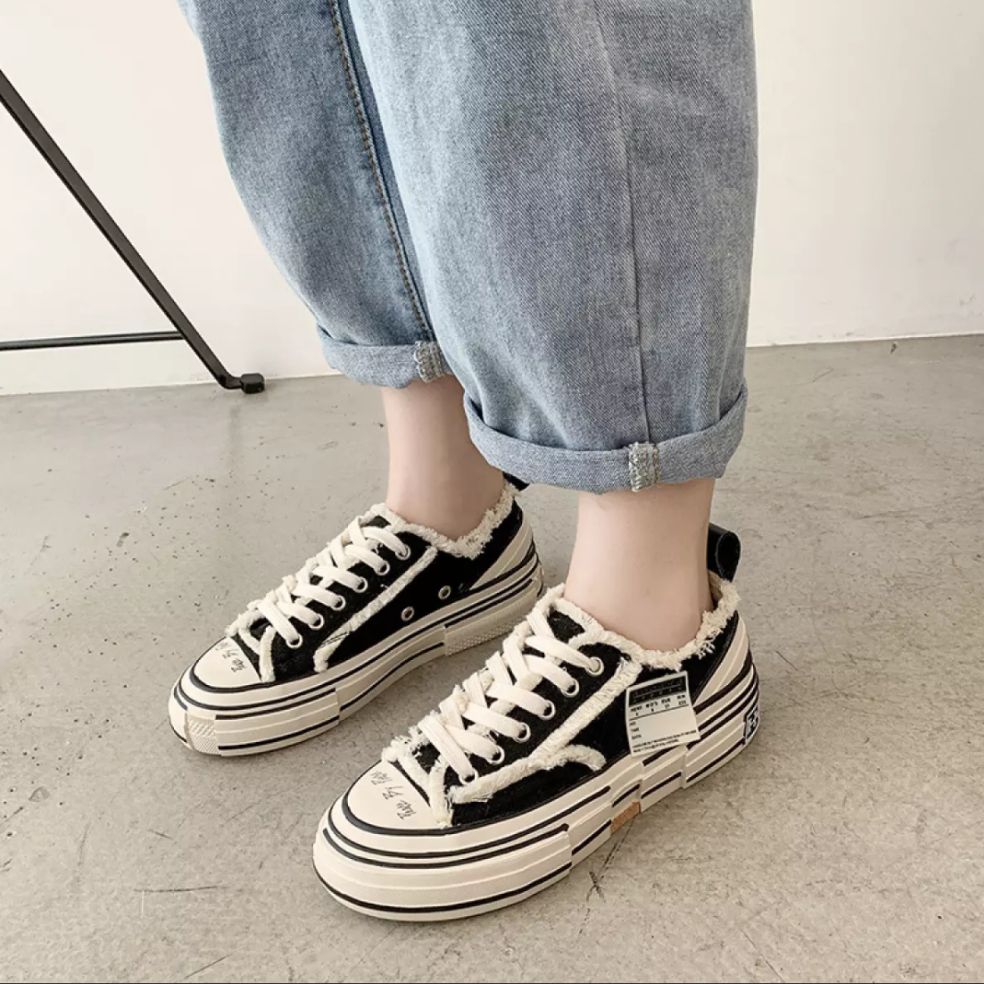 GIầy rách tua rua nam nữ xvessel siêu phẩm mới đế cao gỗ màu vàng