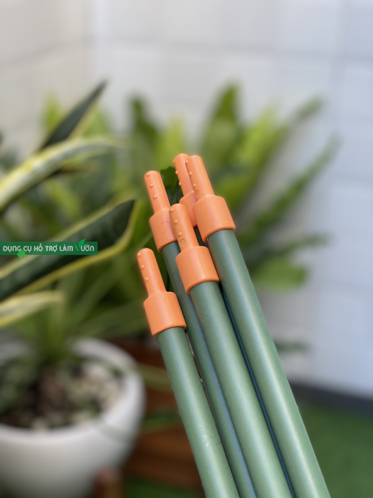 5 Ống thép bọc nhựa phi16 dài 90-180cm có đầu nối cam nối dài làm khung giàn
