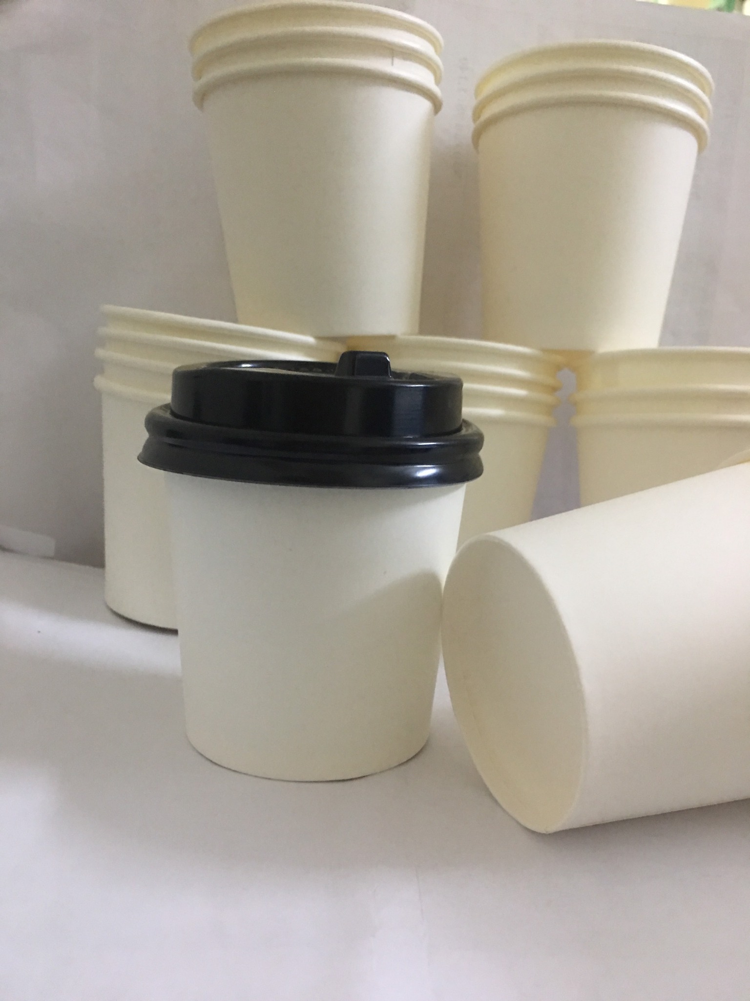 100 Ly giấy 6oz(180ml) + Nắp đen khoá nóng