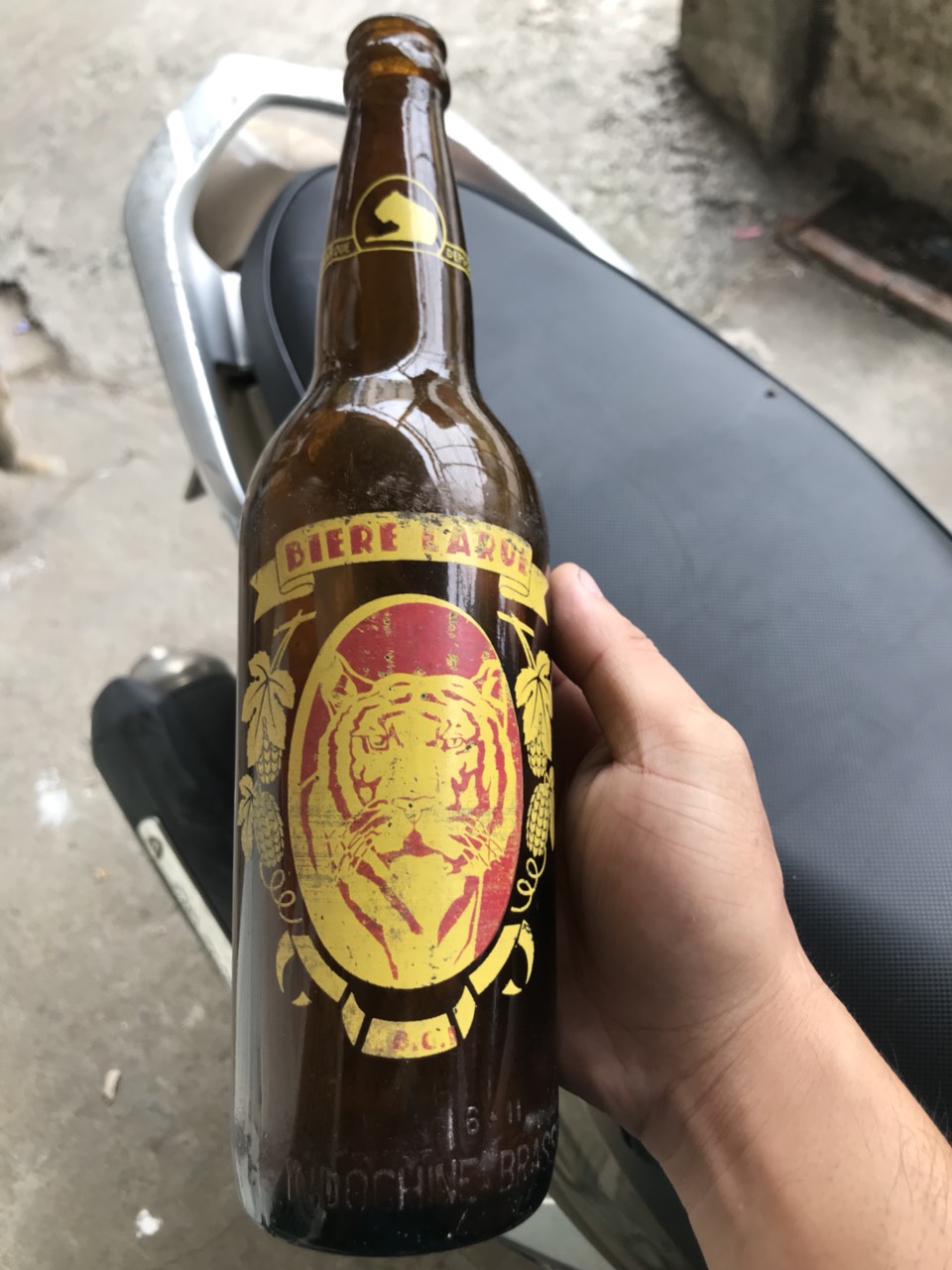 Chai Bia Larue Lave xưa