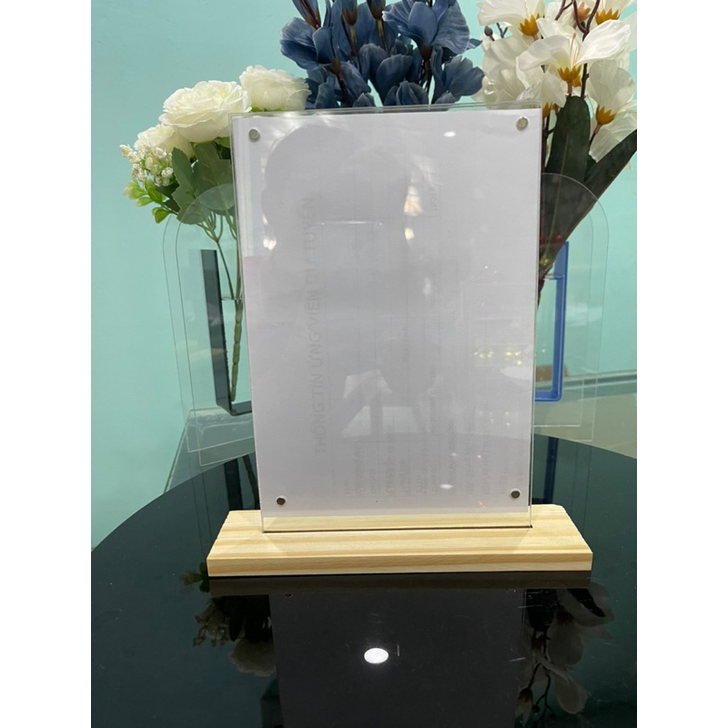 Menu mica đế gỗ, hít nam châm, kích thước a4, a5, a6