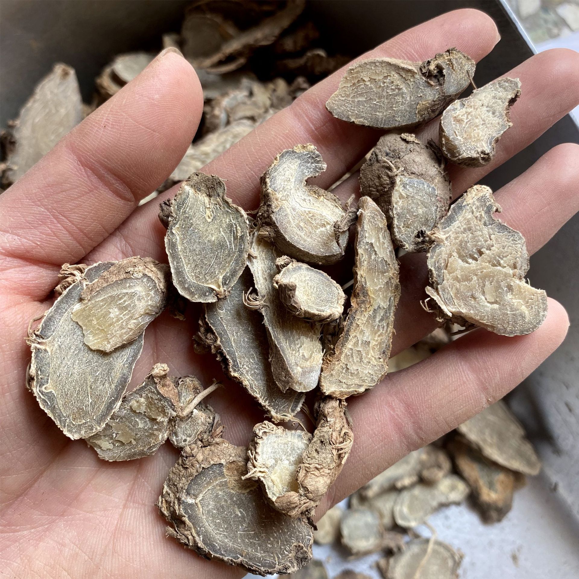 [Hàng mới về] Củ nghệ đen sấy khô 500g - Thảo Dược Tấn Phát