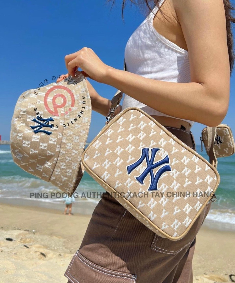 Túi đeo chéo nữ MLB dáng vuông size 23cm HC