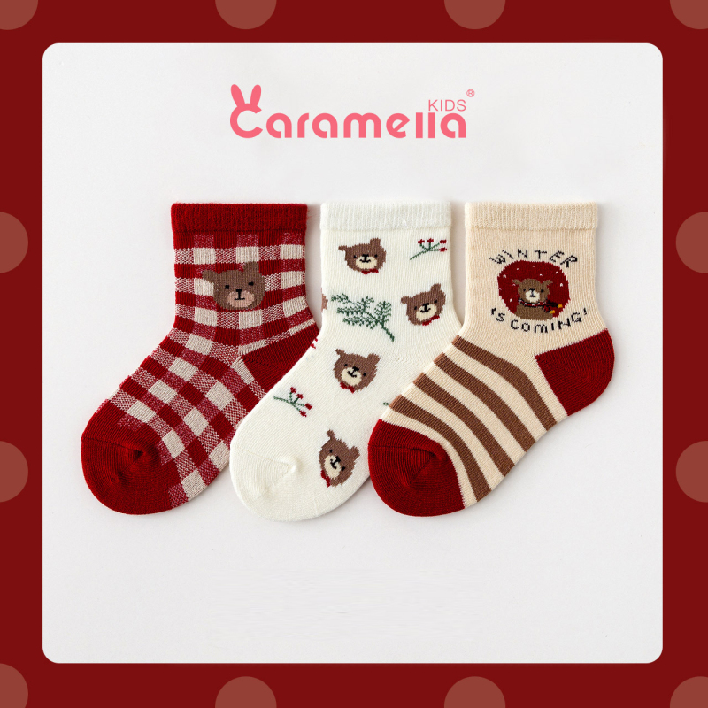 Tất Caramella cho bé yêu siêu xinh 3 đôi chủ đề gấu đỏ tặng kèm túi zip