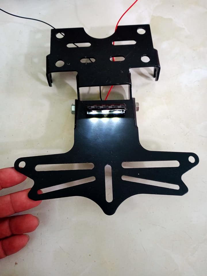Bát biển số gấp 2 chiều có đèn exciter 155.
