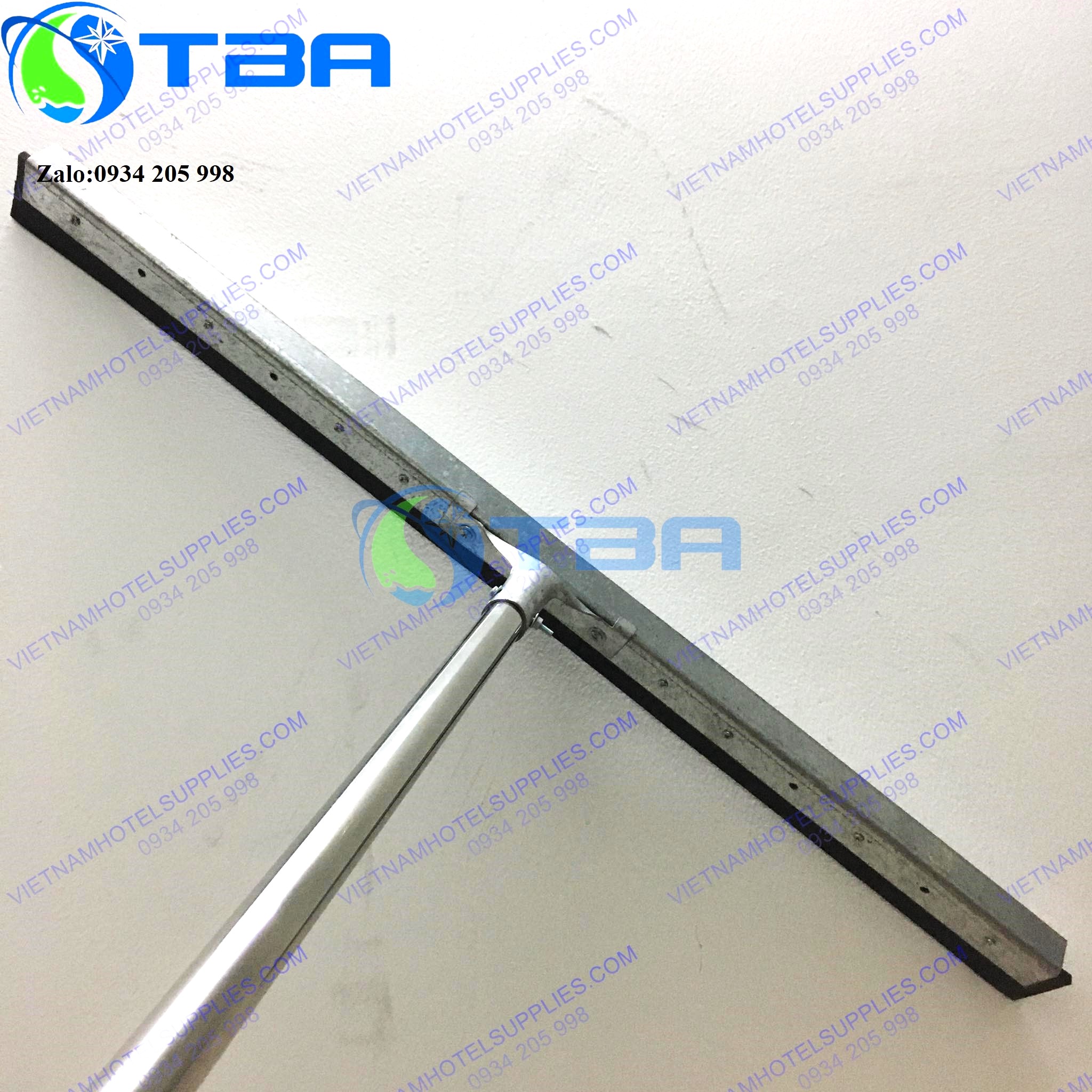 Cây gạt nước sàn đầu thép lưỡi cao su thân inox bản 80cm