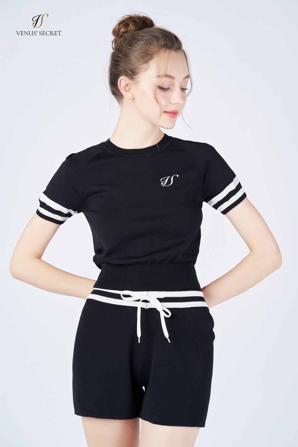 (Giá siêu hời) Đồ bộ short dệt kim kẻ VENUS SECRET