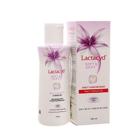 Dung dịch vệ sinh phụ nữ Lactacyd Soft & Silky 150ml / 250ml