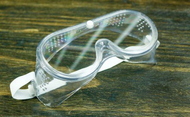 KÍNH BẢO HỘ TOTAL TSP302 (Trong suốt)