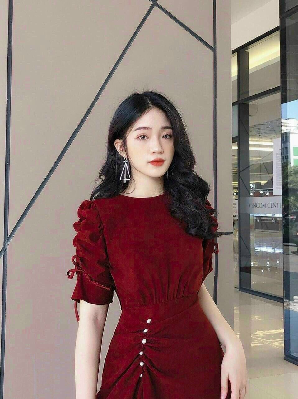 Top hơn 77 váy nhung đỏ đẹp tuyệt vời nhất  cdgdbentreeduvn