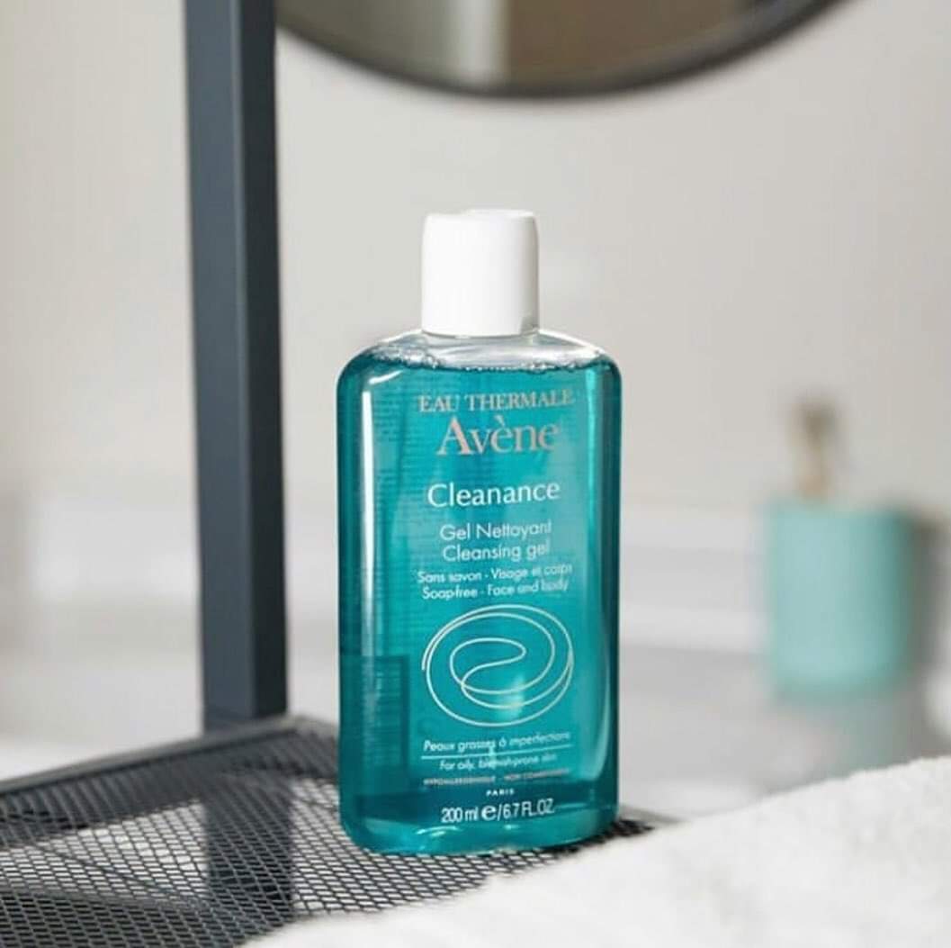 Sữa rửa mặt avene cleanance cleansing da dầu mụn gel