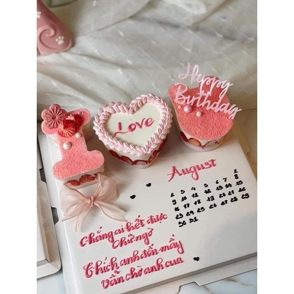 Chữ i ❤ u - chữ love đựng bánh mousse