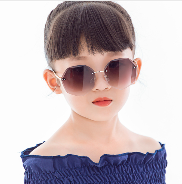 Giá bán kính râm không gọng trang trí , kính mát thời trang đa giác dành cho ,trẻ em mẫu mới 2021