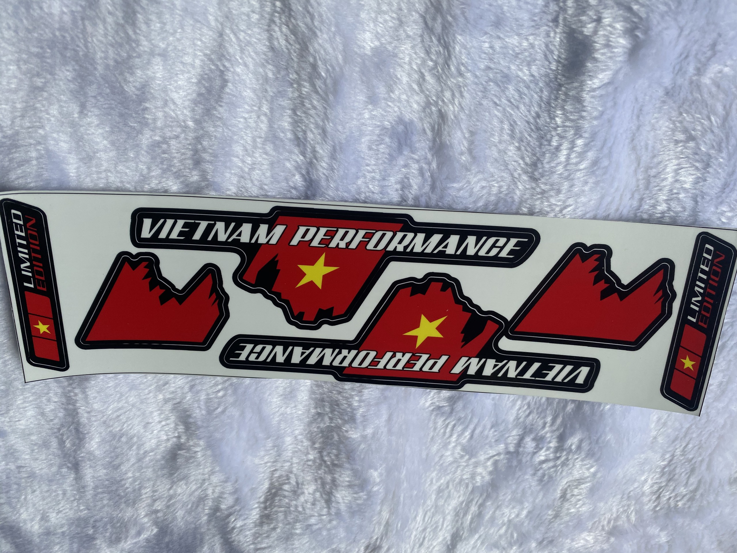 SÉT TEM  LOGO PERFORMANCE CỜ VIỆT NAM NỀN ĐEN