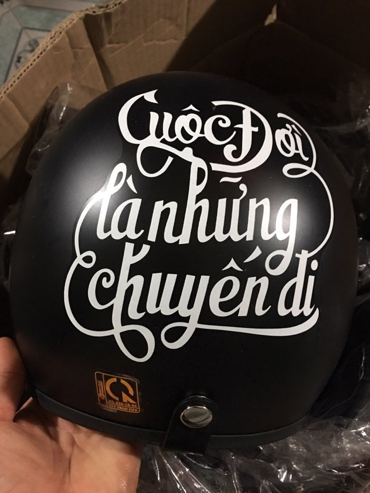 Nón bảo hiểm 3/4 đi phượt tem Cuộc đời là những chuyến đi
