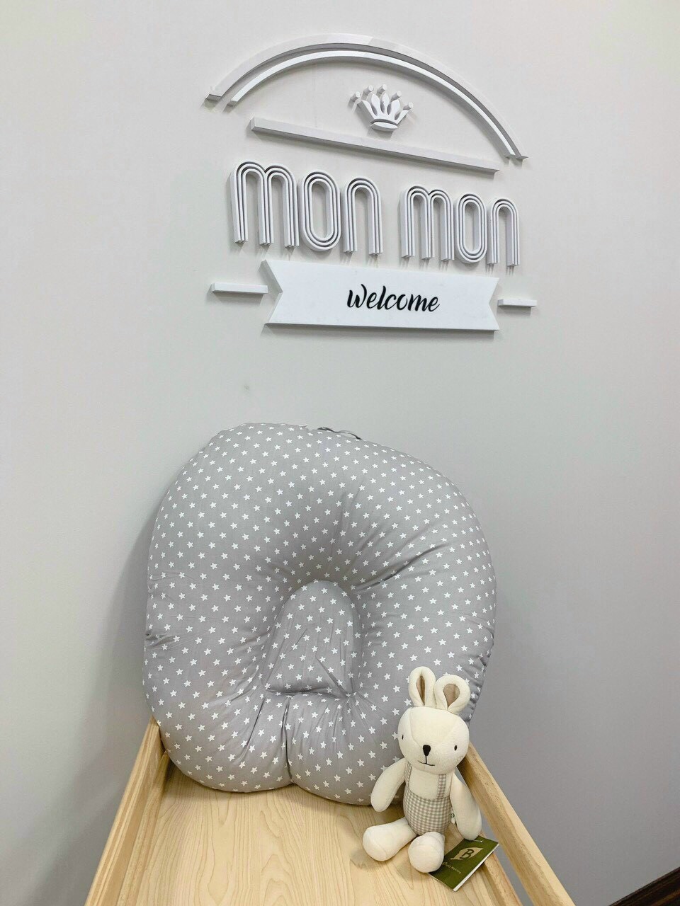Gối chống trào ngược cho bé mon mon