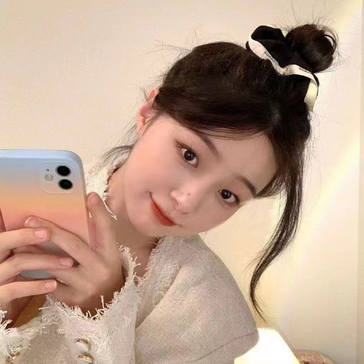 Cột Tóc Scrunchies Có Viền Sang Trọng Chữ Change Để Búi Tóc