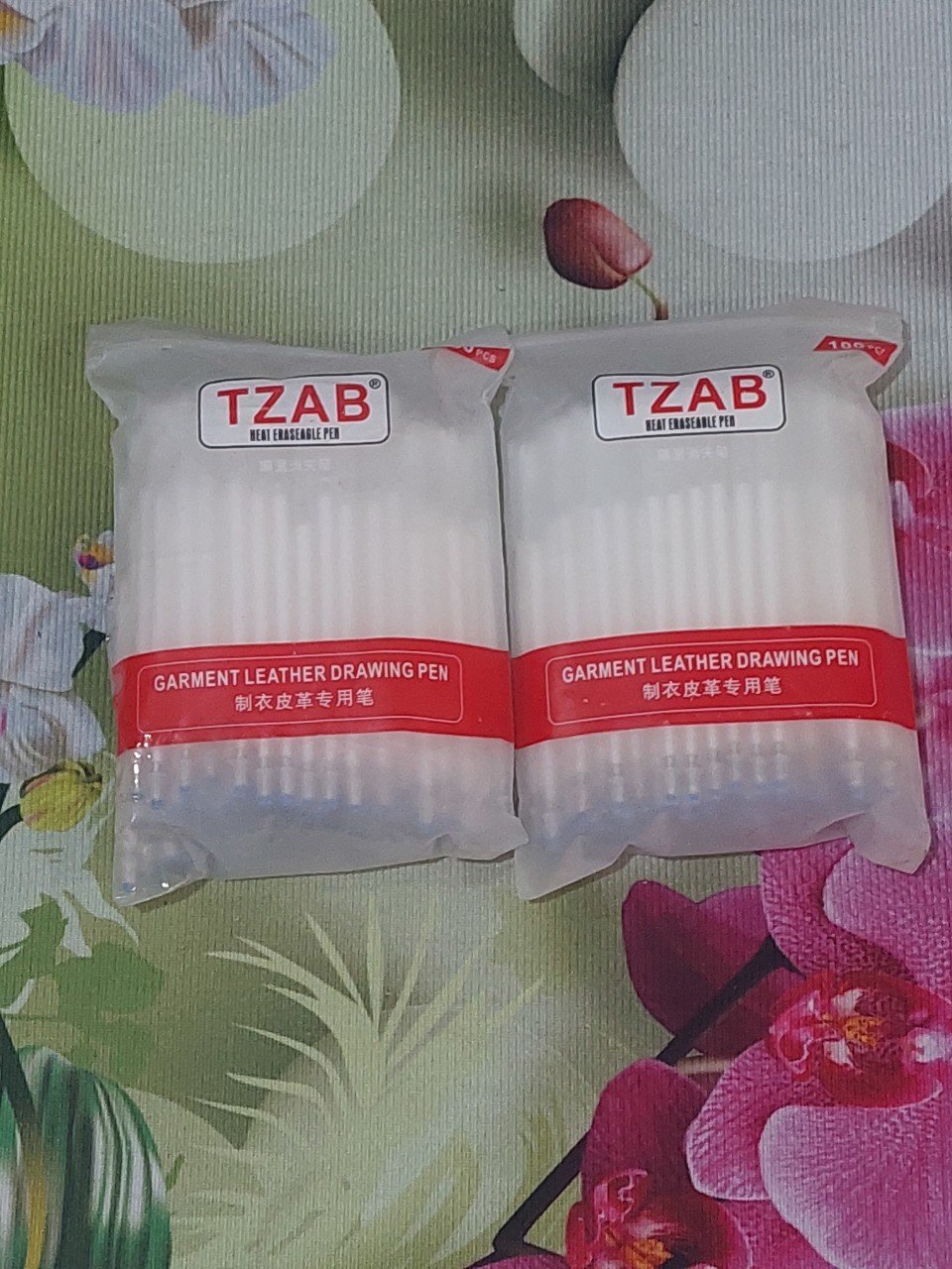 bịch ruột viết ủi bay ( 50 cây )